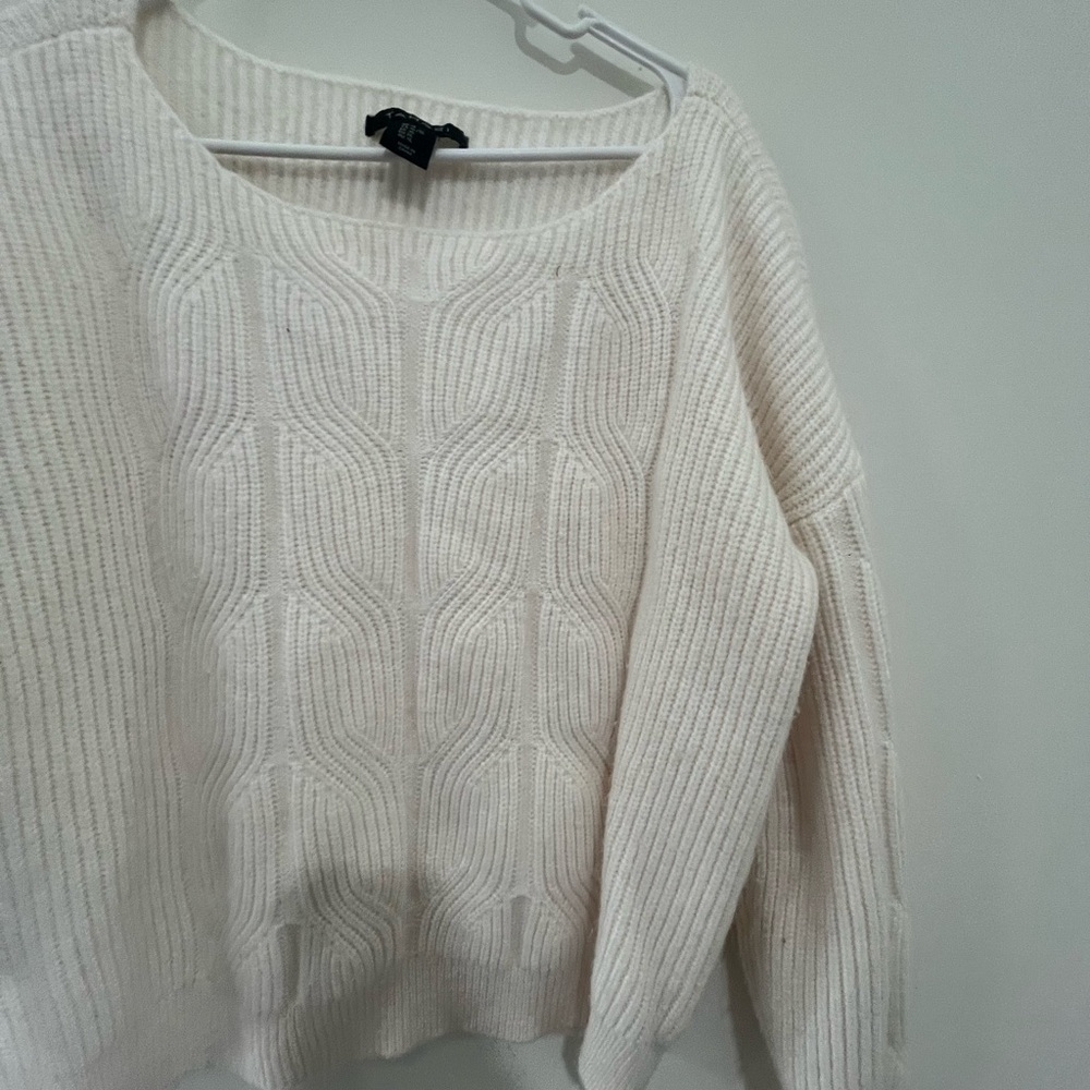 Tahari Cream Cable Knit Sweater